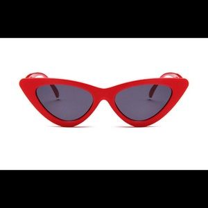 Red slim Cat-eye sunglasses